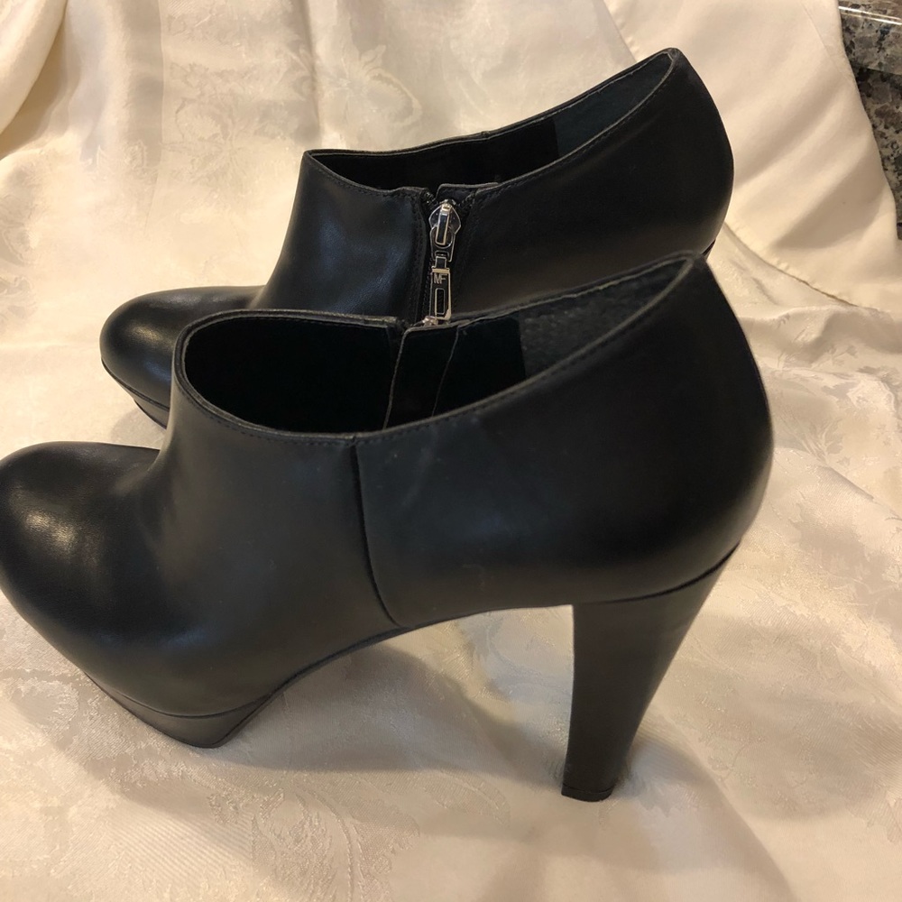 Black Ankle Heels